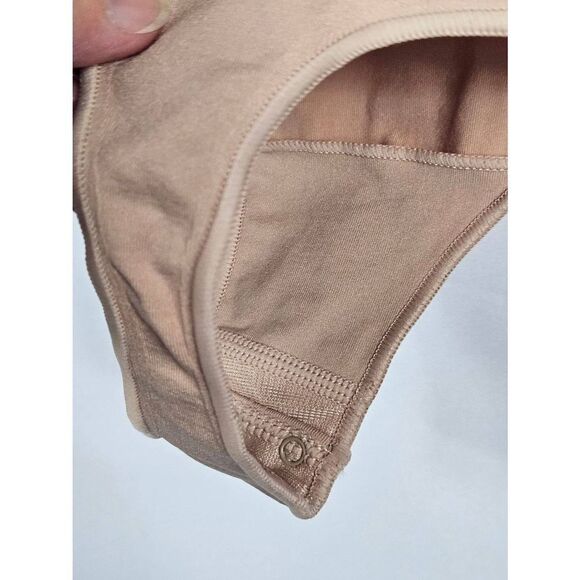 Skims Essential  long sleeved bodysuit Nwt - Picture 9 of 9